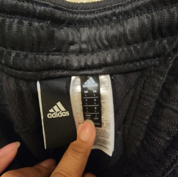 Adidas pants - Picture 5 of 11